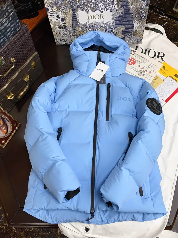 Premium Ski Jacket Collaboration with Di0r, High Quality and Exclusive