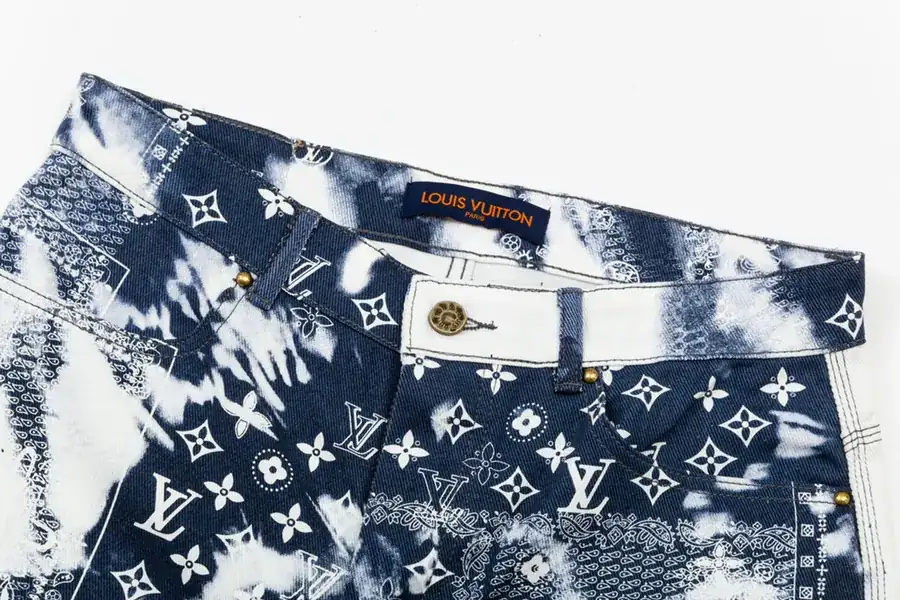 LV Summer 2025 Set Custom Four Leaf Clover Logo Denim Shorts