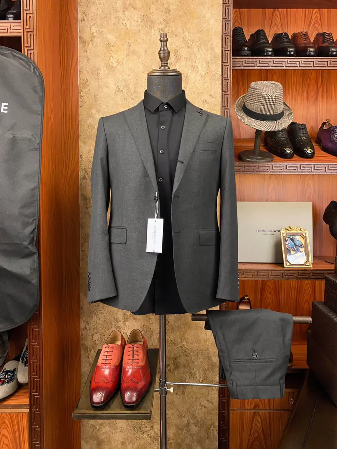 Thomas Browne Professional Suit Exclusive Luxury Suit Set