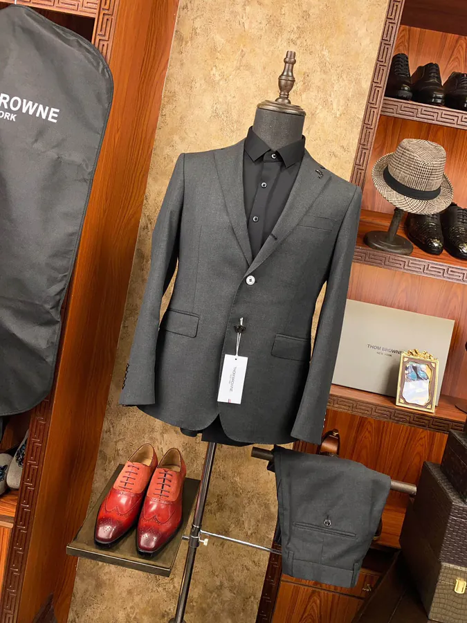 Thomas Browne Professional Suit Exclusive Luxury Suit Set