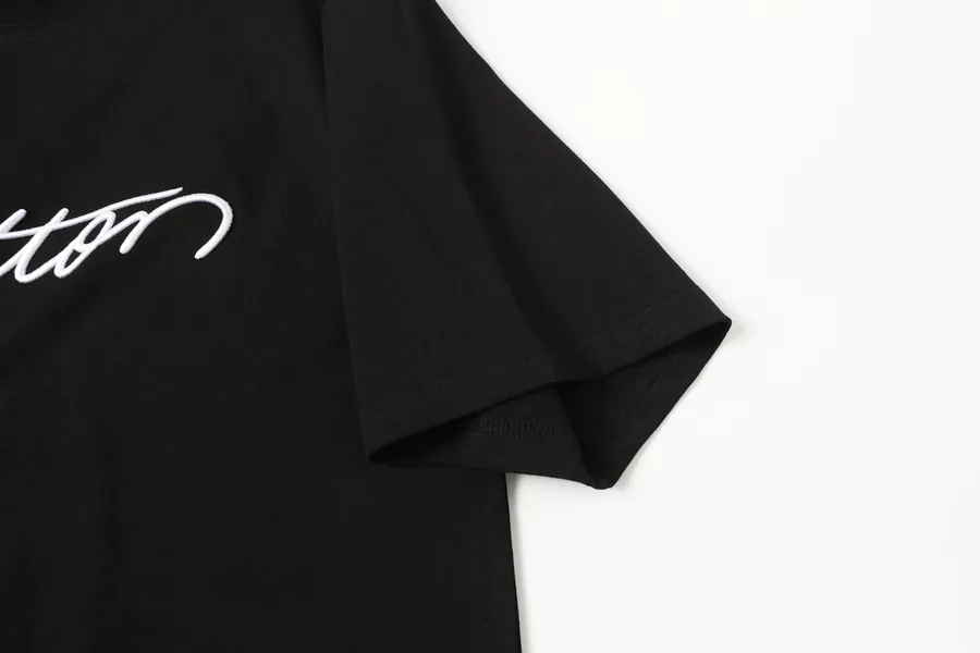 A.P.C. 25SS Spring Summer Artistic Letter Script Logo Embroidery T Shirt