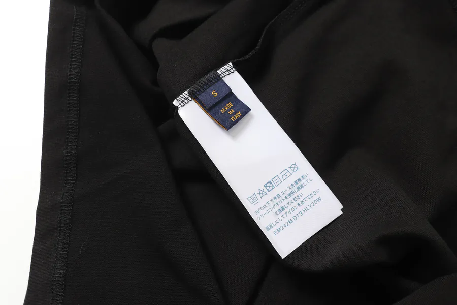 A.P.C. 25SS Spring Summer Artistic Letter Script Logo Embroidery T Shirt