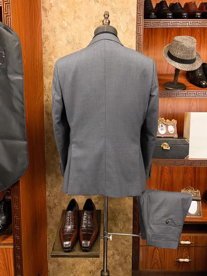 Absolute Luxury Men's Suit Set 3 Piece