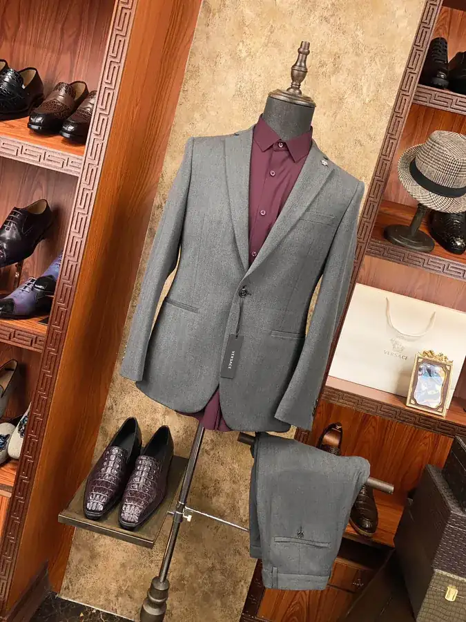 Versace Men's Premium Suit Set Tailored Business and Casual Wear