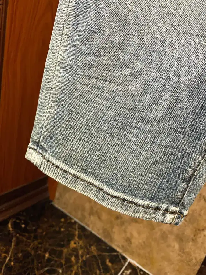 1V Alligator Brand Men's Slim Jeans