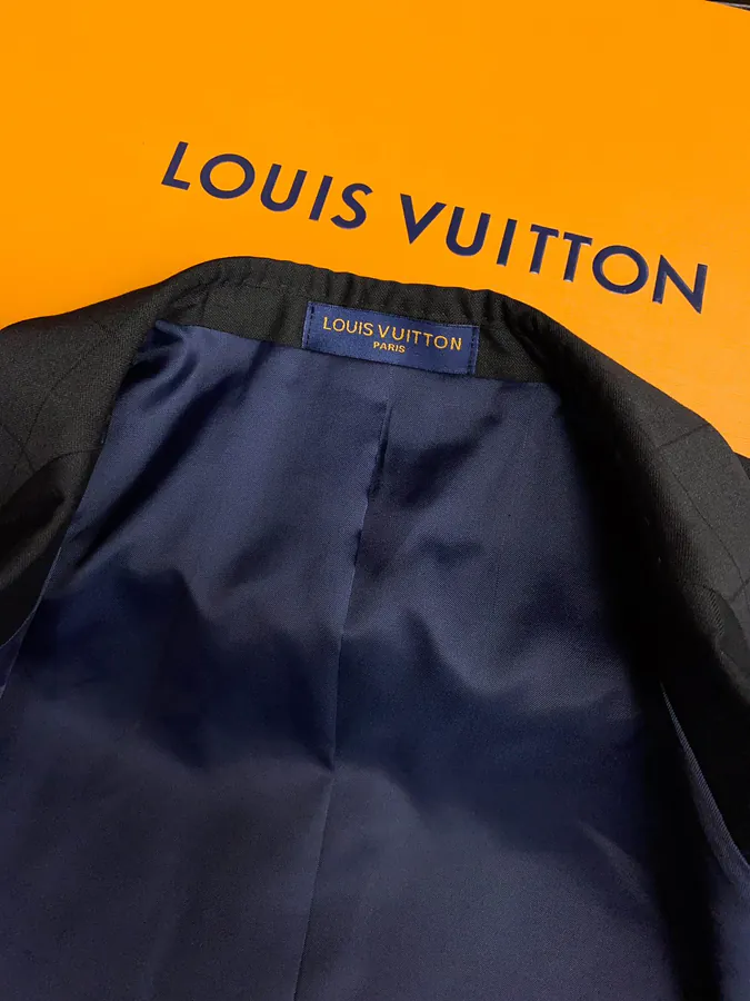 Apparel visual reference image