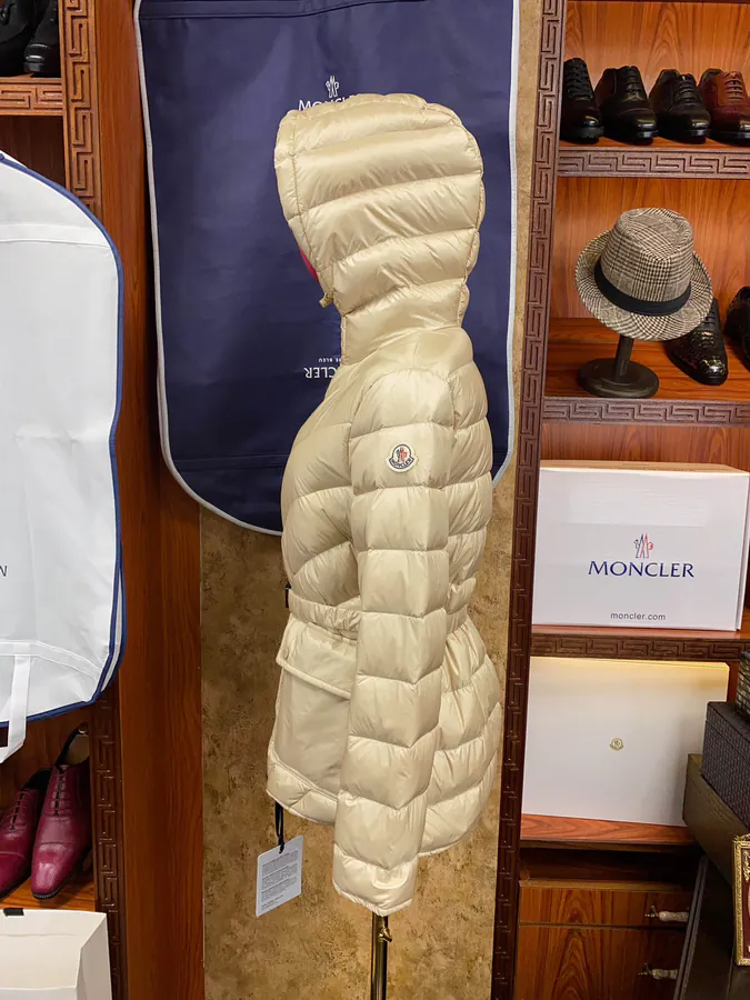 New Arrival Argenno Ladies Down Jacket with Adjustable Waistband