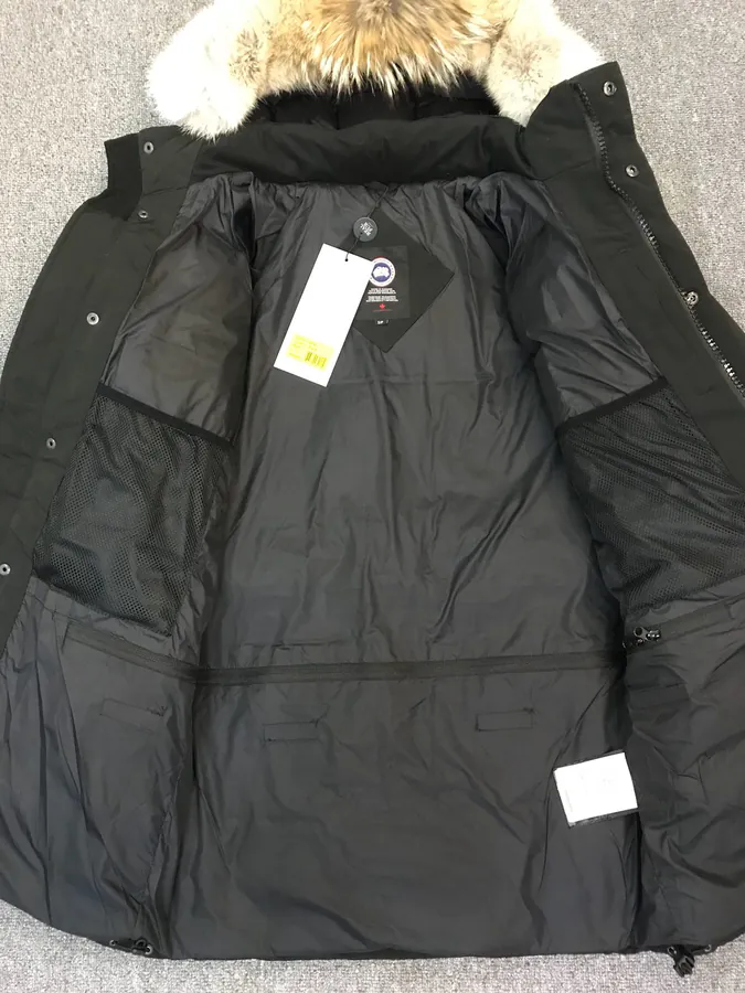 Canada Goose 30款 Emory Black Red Label