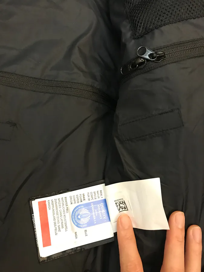 Canada Goose 30款 Emory Black Red Label