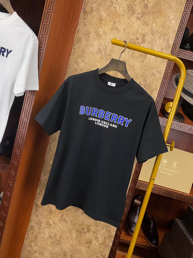 Burberr 2024格纹拼色刺绣短袖