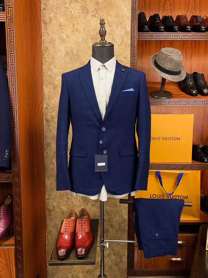 1V Lucci Men's Premium Suit Set