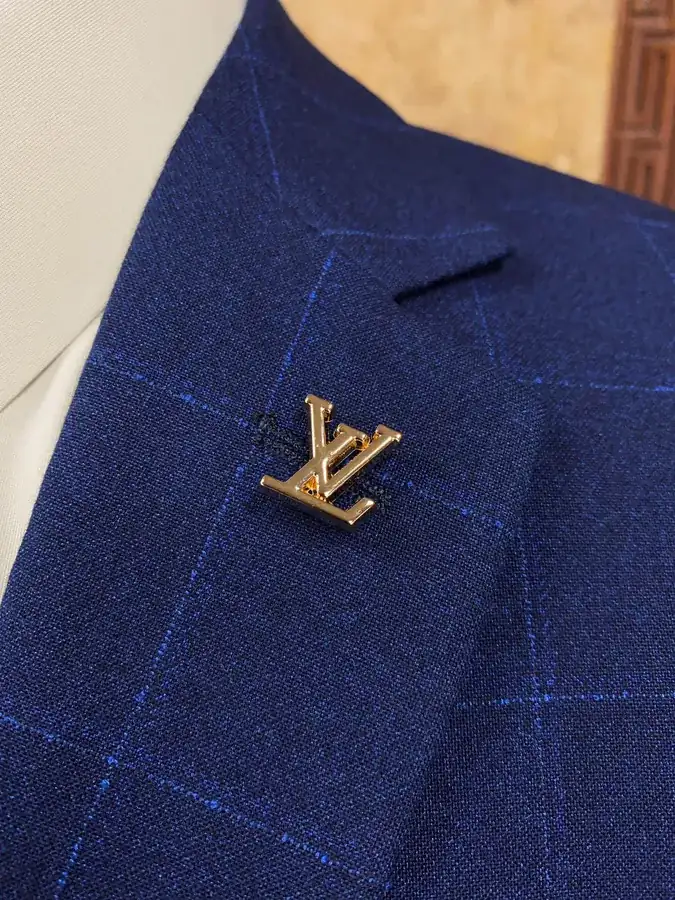 1V Lucci Men's Premium Suit Set