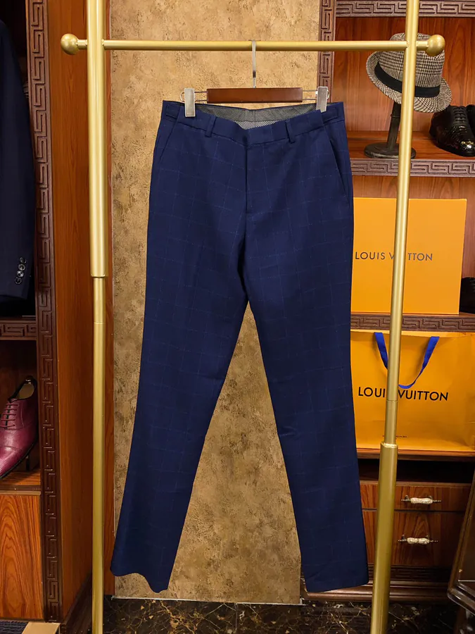1V Lucci Men's Premium Suit Set