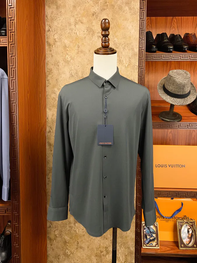 1V Luggage Premium Men's Shirt with Grained Calfskin Fabric