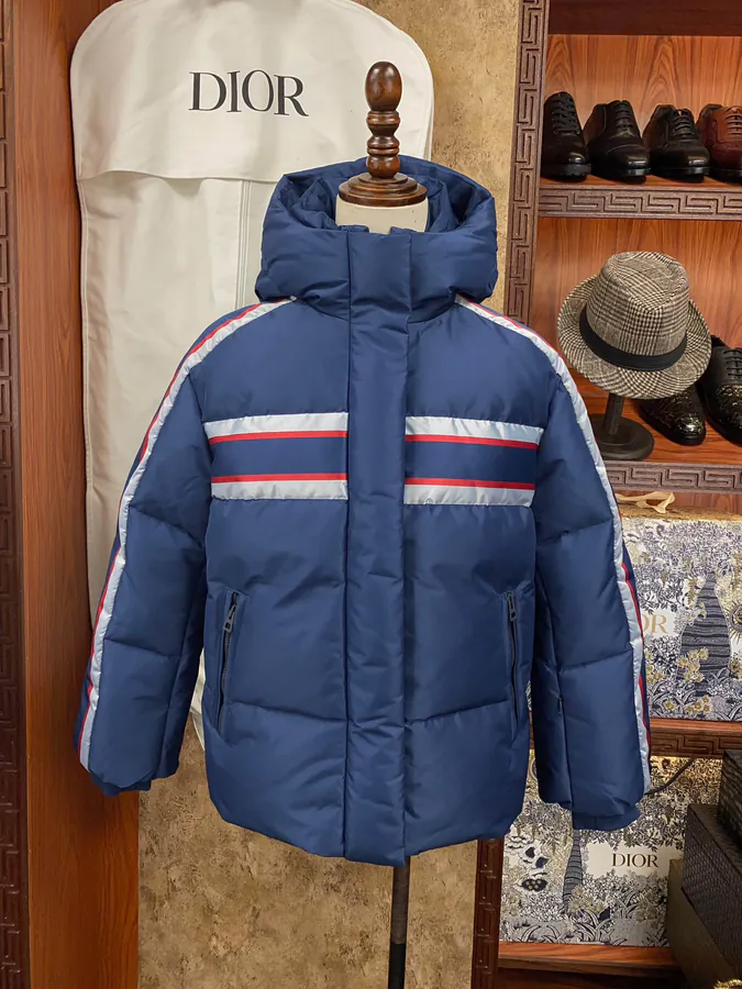 C D Di*O Alps Ski Jacket Unisex, 95% White Down Fill, Navy & Beige