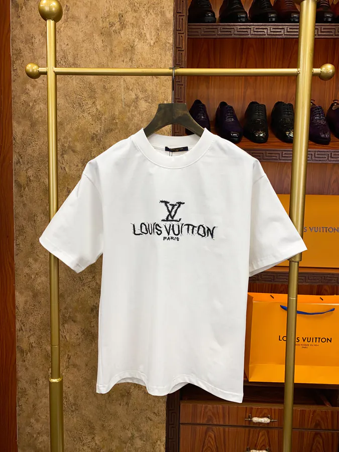1V Lucci Stylish and Trendy Unisex Short Sleeve