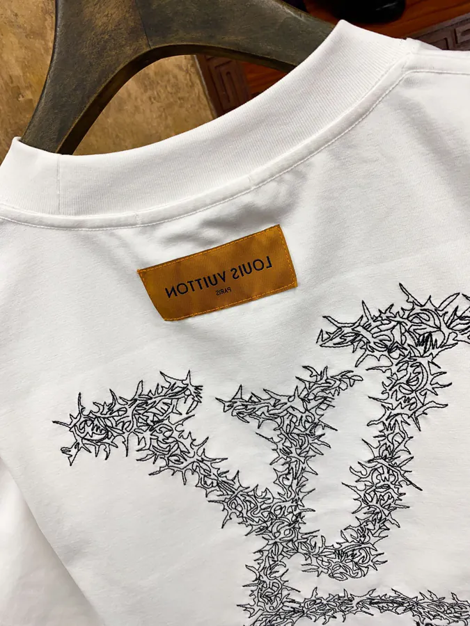 1V Lucci Stylish and Trendy Unisex Short Sleeve