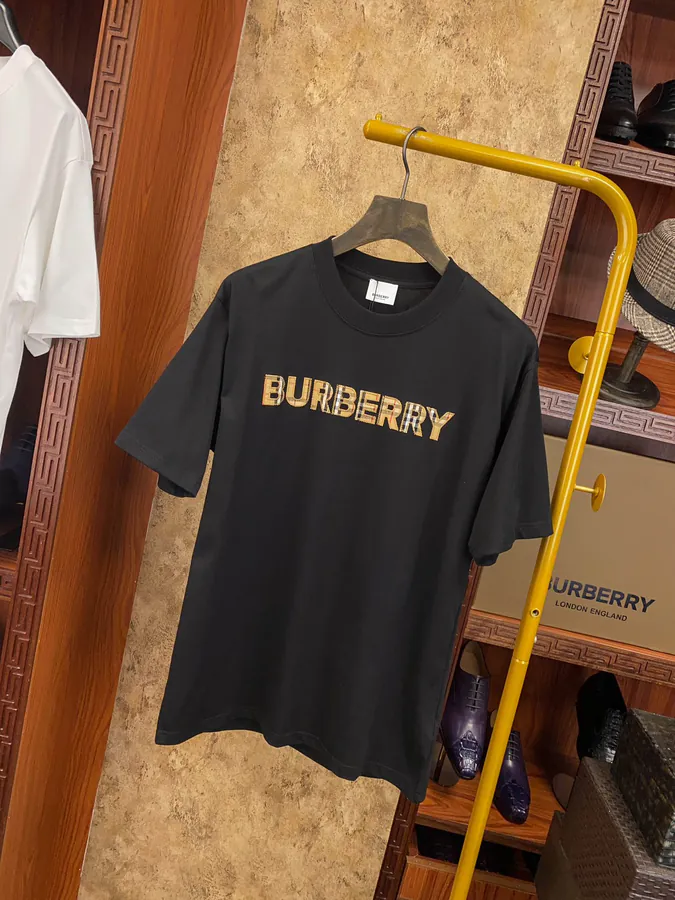 Burberr 2024格纹拼色刺绣短袖