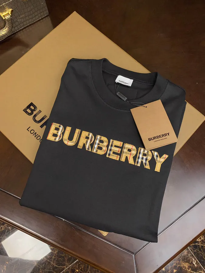 Burberr 2024格纹拼色刺绣短袖