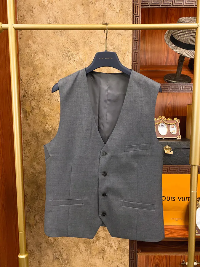 Absolute Luxury 1V Wool Suit Set