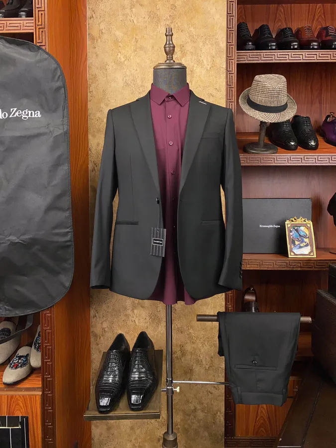 Gentlemen's Prestige Exclusive Premium Suit Set