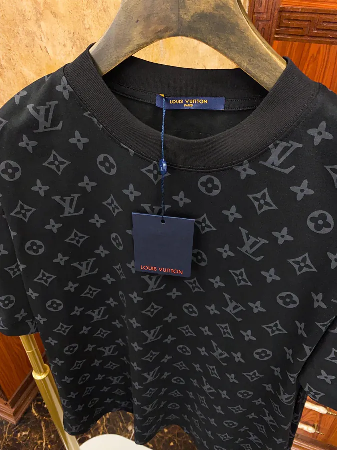 1V Leather Brand Stylish Short Sleeve Premium Fabric
