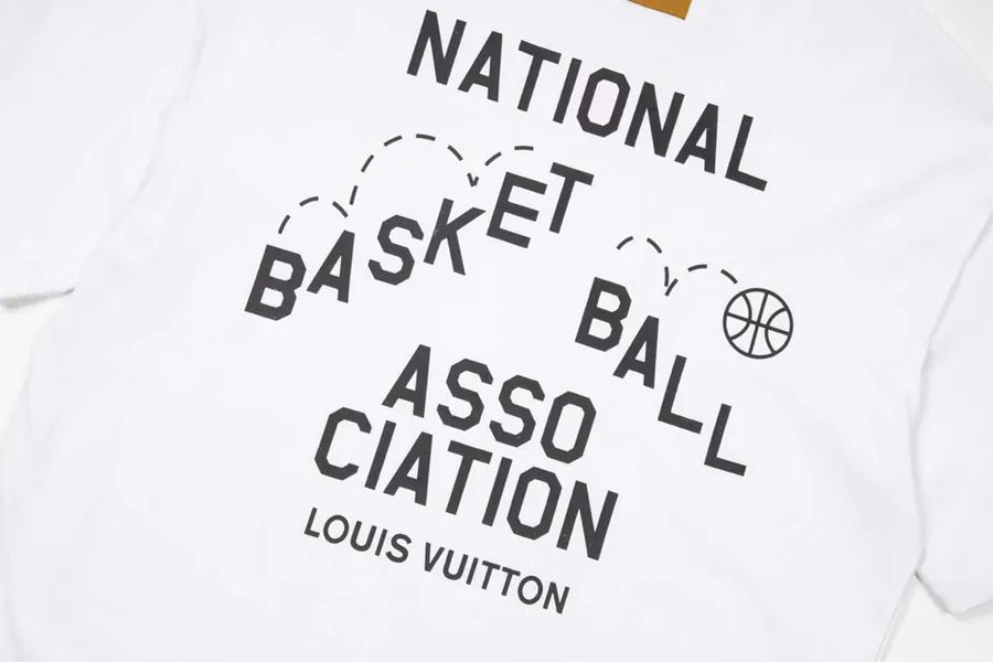 1V Lemaire x NBA Collaboration Logo Print Classic Round Neck T Shirt