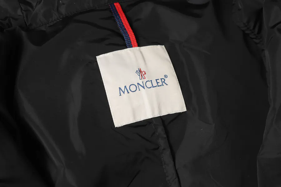 MonL Montecarlo New Ladies Long Handle Bag with Cap