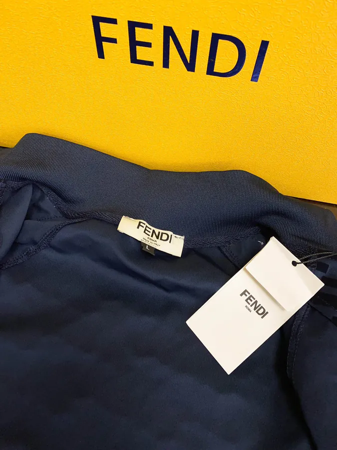 FenD Fini 24s New Monogram Logo Fabric M to 2XL