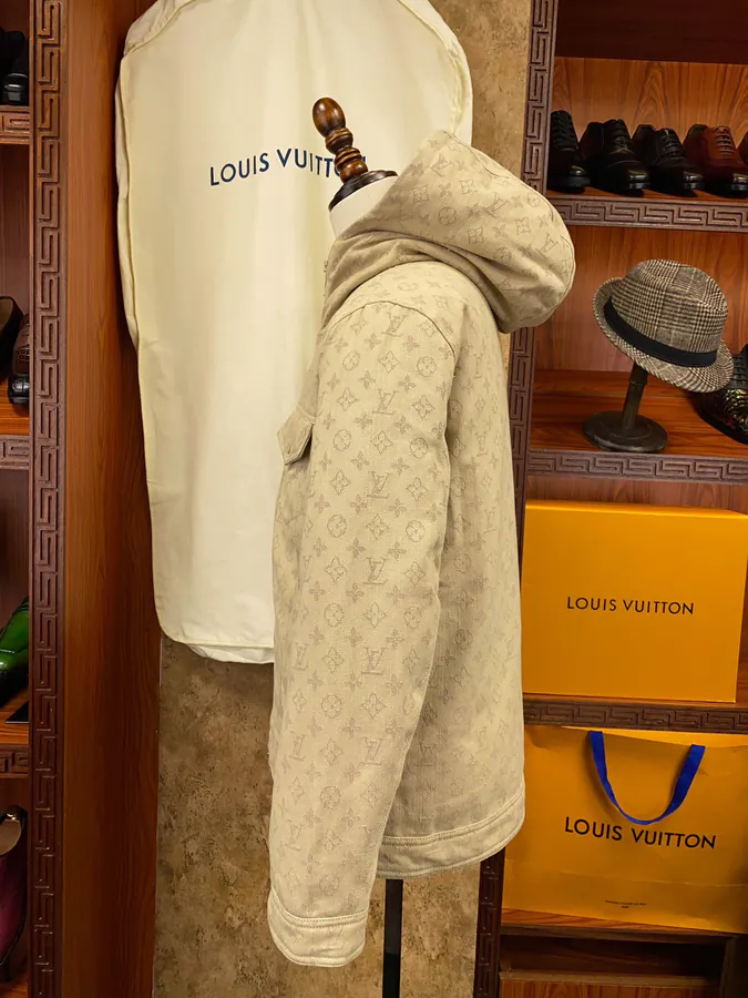 Lous Vuitton 驴家 2023 New Down Jacket