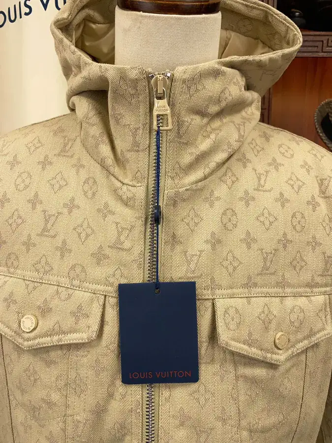 Lous Vuitton 驴家 2023 New Down Jacket