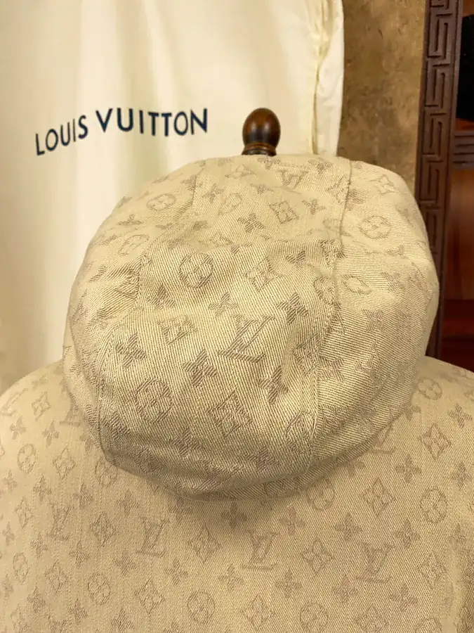 Lous Vuitton 驴家 2023 New Down Jacket