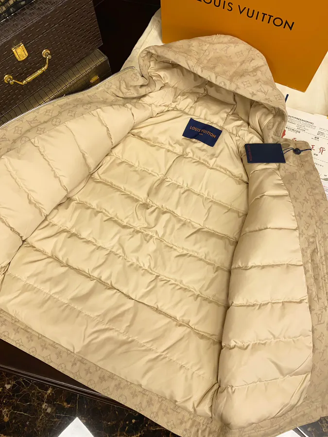 Lous Vuitton 驴家 2023 New Down Jacket