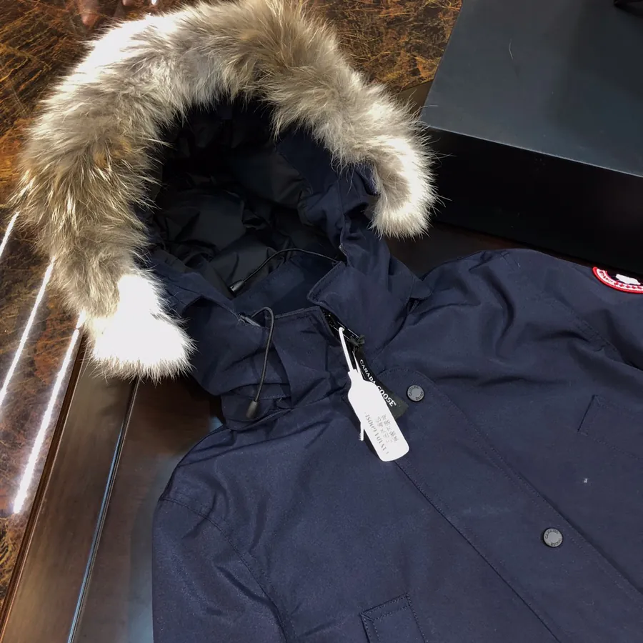 Canada Goose Womens Trillium Parka Classic Long Winter Coat with Wool Collar