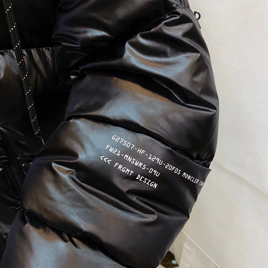 Moncler x Hiroshi Fujiwara Collaboration Earth Print情侣连帽羽绒服