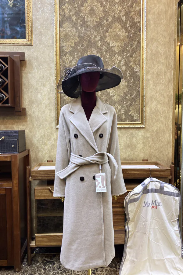Max Mara 101801 Icon Coat Classic Double Row Design