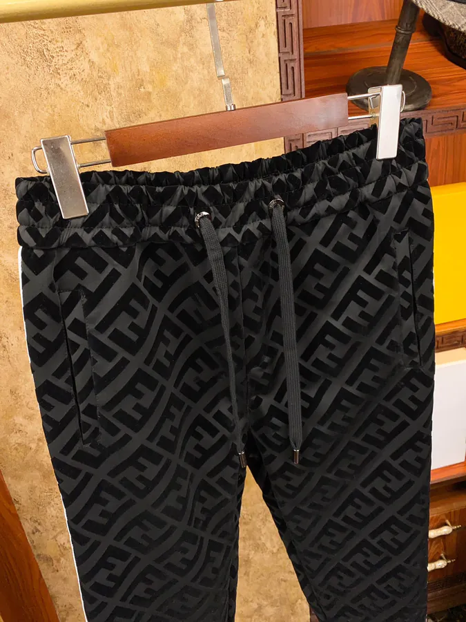 FenD 24S New Monogram Logo Fabric M to 2XL