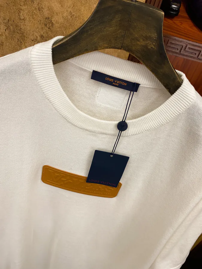 LV Vers Logo Embossed Leather Patch Knit Short Sleeve