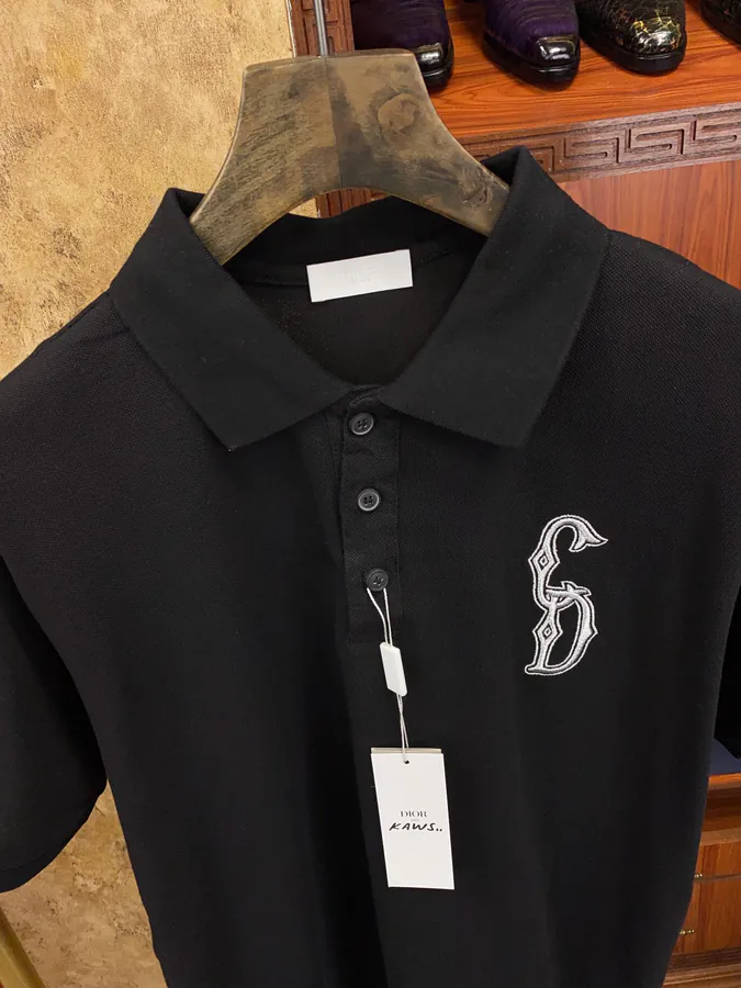 High Version, Premium Series! 2025 New Arrival Short Sleeve Crewneck Shirt with Beaded Trim, Original Fabric