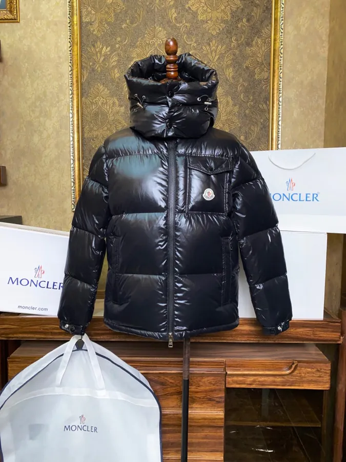 Montbeliard 19FW 三色条纹双拉链羽绒服