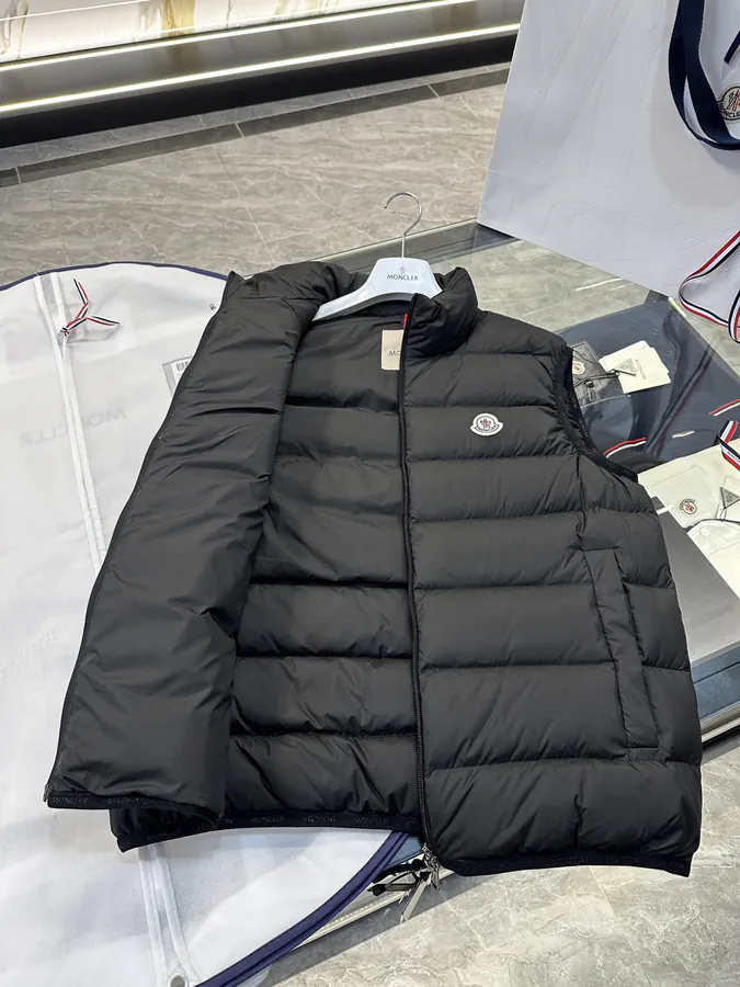 Moncl Contrin Men's Down Vest