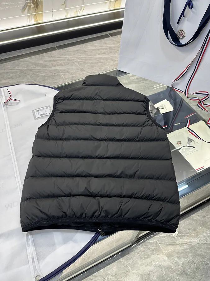 Moncl Contrin Men's Down Vest
