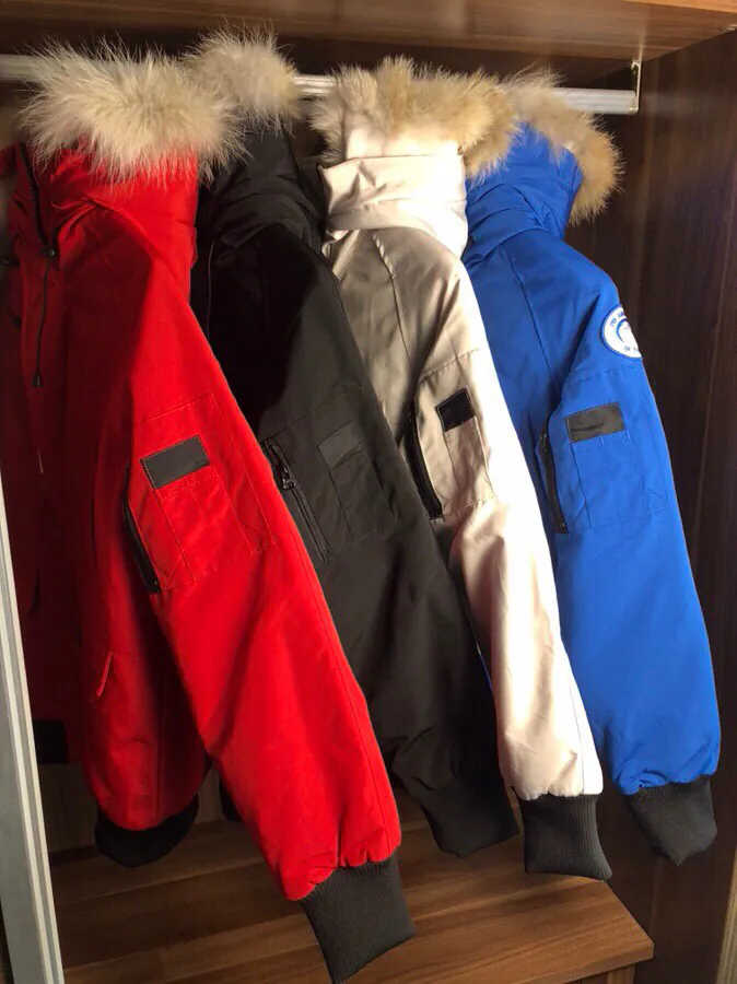 Canada Goose Mens Chilliwack Classic Short Men's Down Jacket
