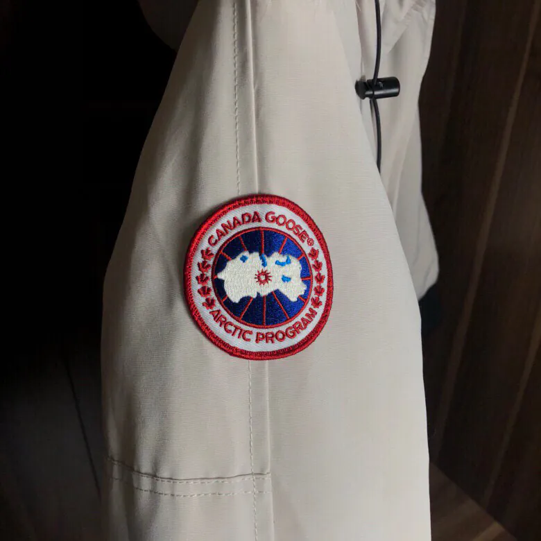 Canada Goose Mens Chilliwack Classic Short Men's Down Jacket