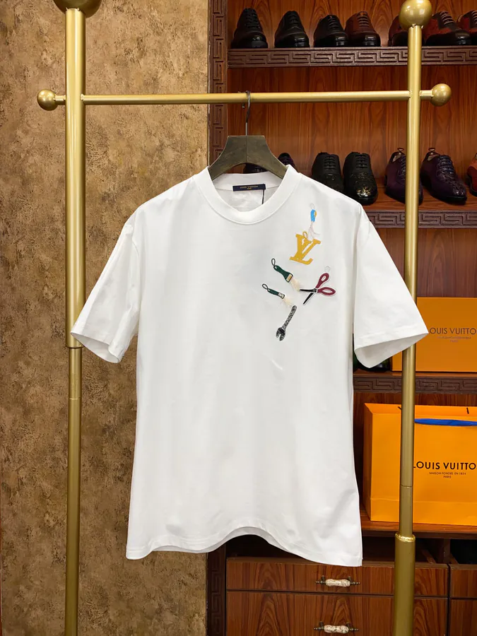 New Arrival! 1V Luggage Stylish and Modern Unisex Short Sleeve