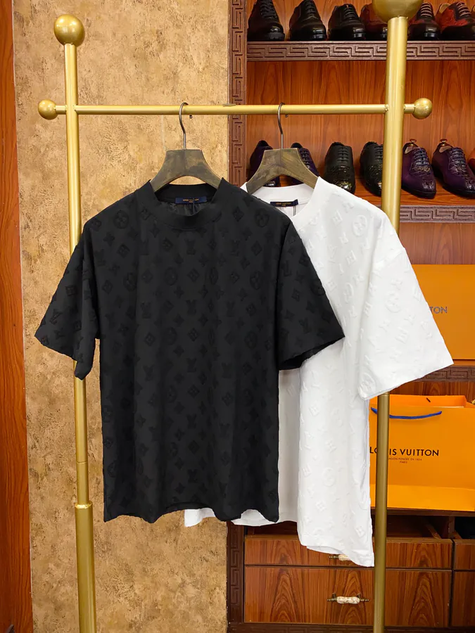 1V Lucci Stylish and Modern Short Sleeve for Men and Women