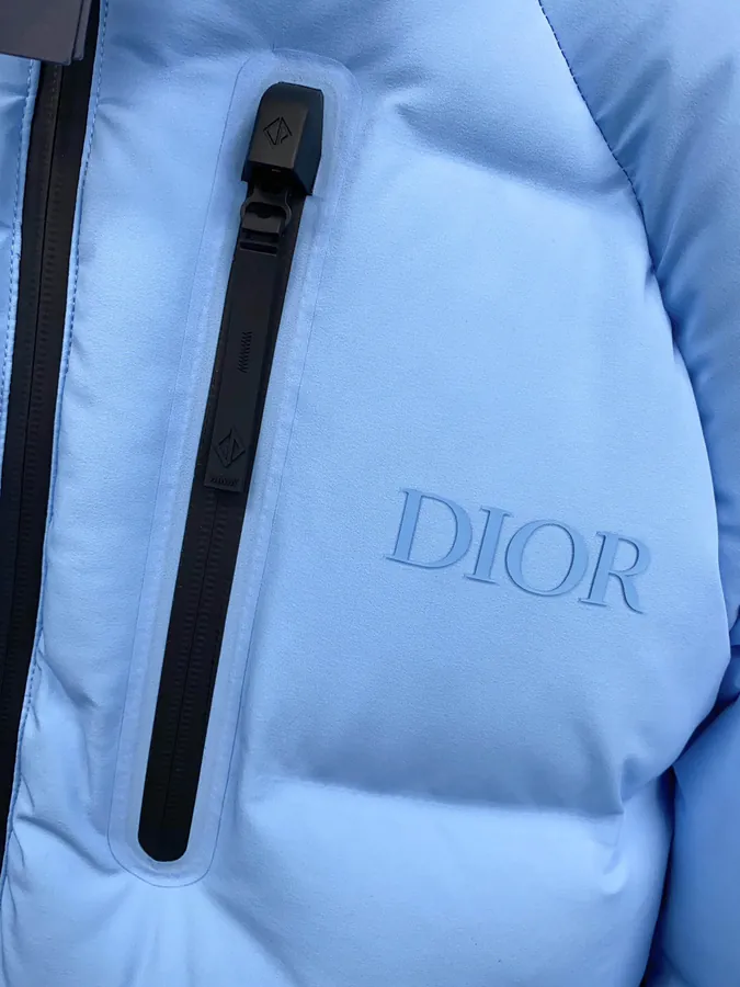 Premium Ski Jacket Collaboration with Di0r, High Quality and Exclusive