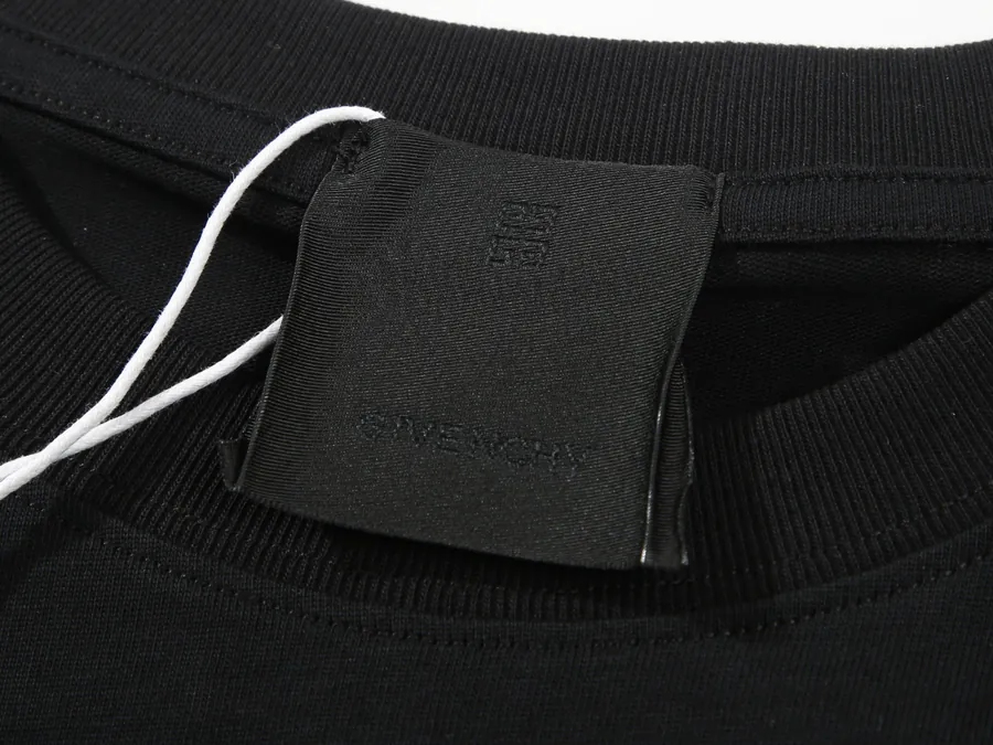Jiffy Calfskin Handbag Minimalist Design