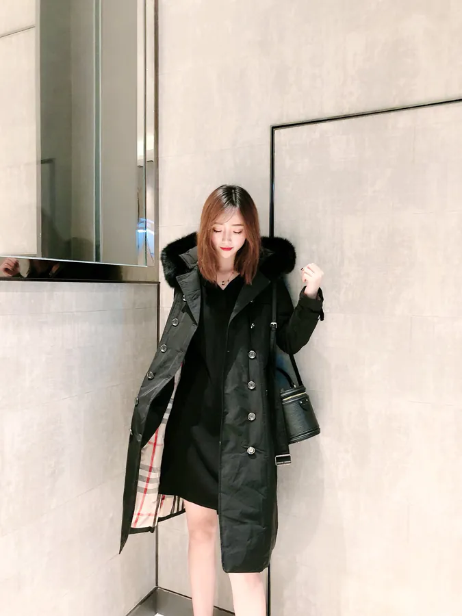 Burberry Women's Winter Coat with Oversized Fox Fur Trim
