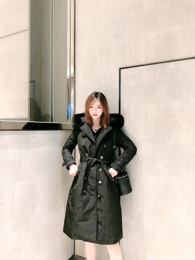 Burberry Women's Winter Coat with Oversized Fox Fur Trim